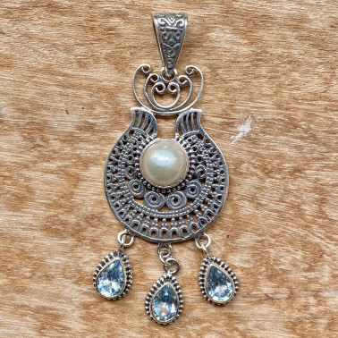 PD 15284 WPL-(HANDMADE 925 BALI SILVER FILIGREE PENDANTS WITH MABE PEARL)